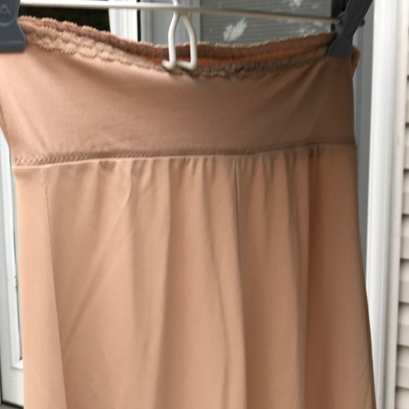 Sleeveless Slip 32 Long Size 8-10 - Picture 4 of 5